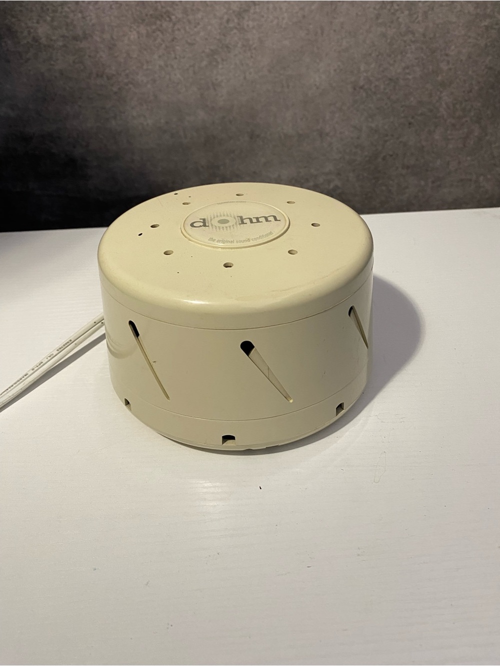 Dohm DS Marpac White Noise Sleep Machine Natural Fan Sound Conditioner